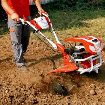   Bisonte BTA-1000 rotációs kapa 560 - 830 mm, mélység 300 mm, 7 LE